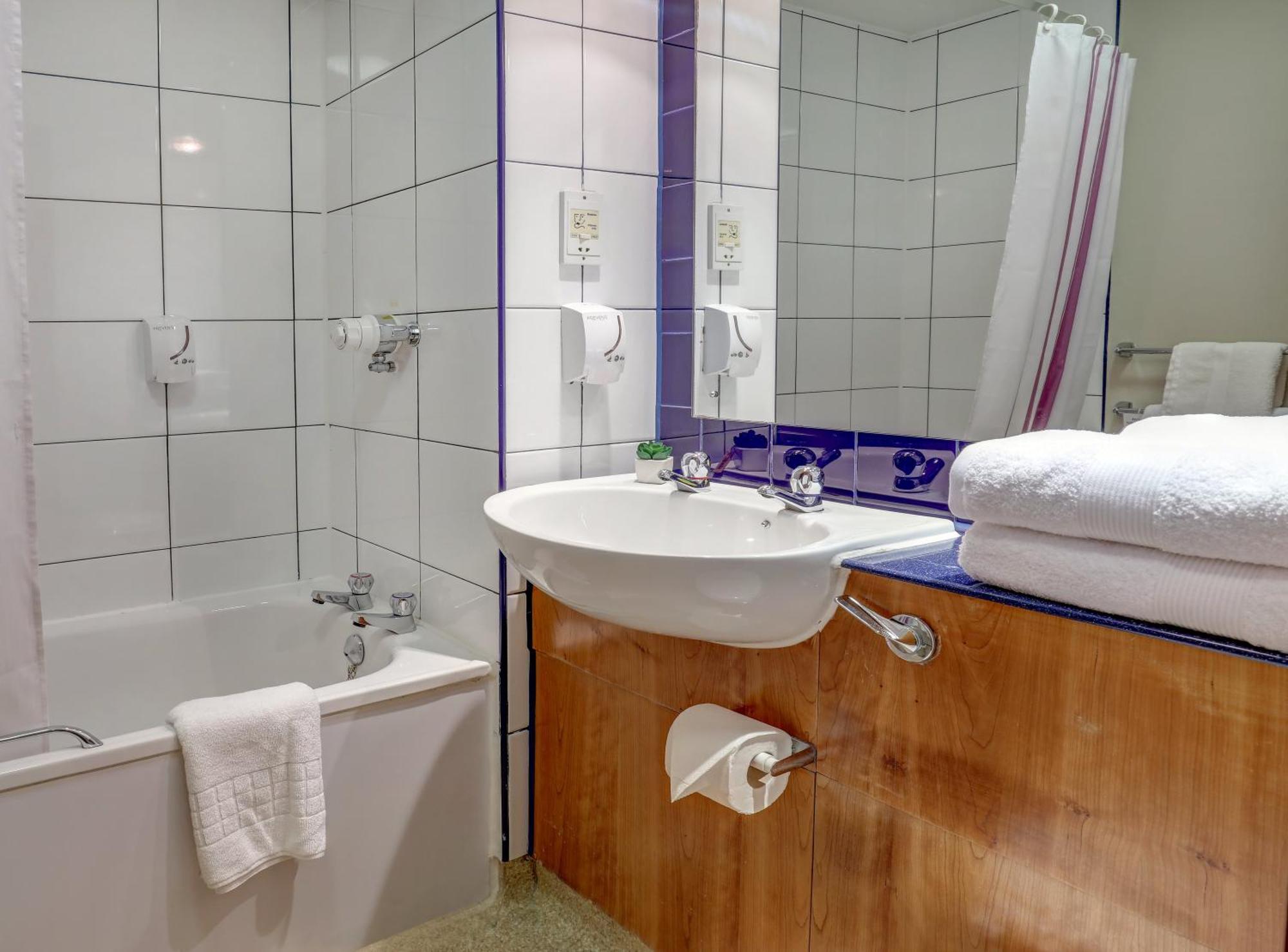 Casa Mere Manchester Airport, Knutsford, Sure Collection By Best Western Экстерьер фото