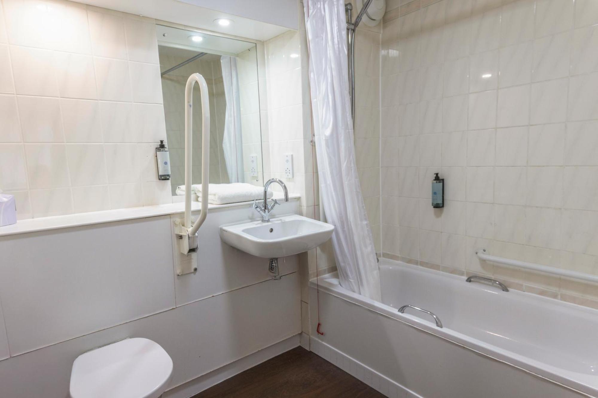 Casa Mere Manchester Airport, Knutsford, Sure Collection By Best Western Экстерьер фото