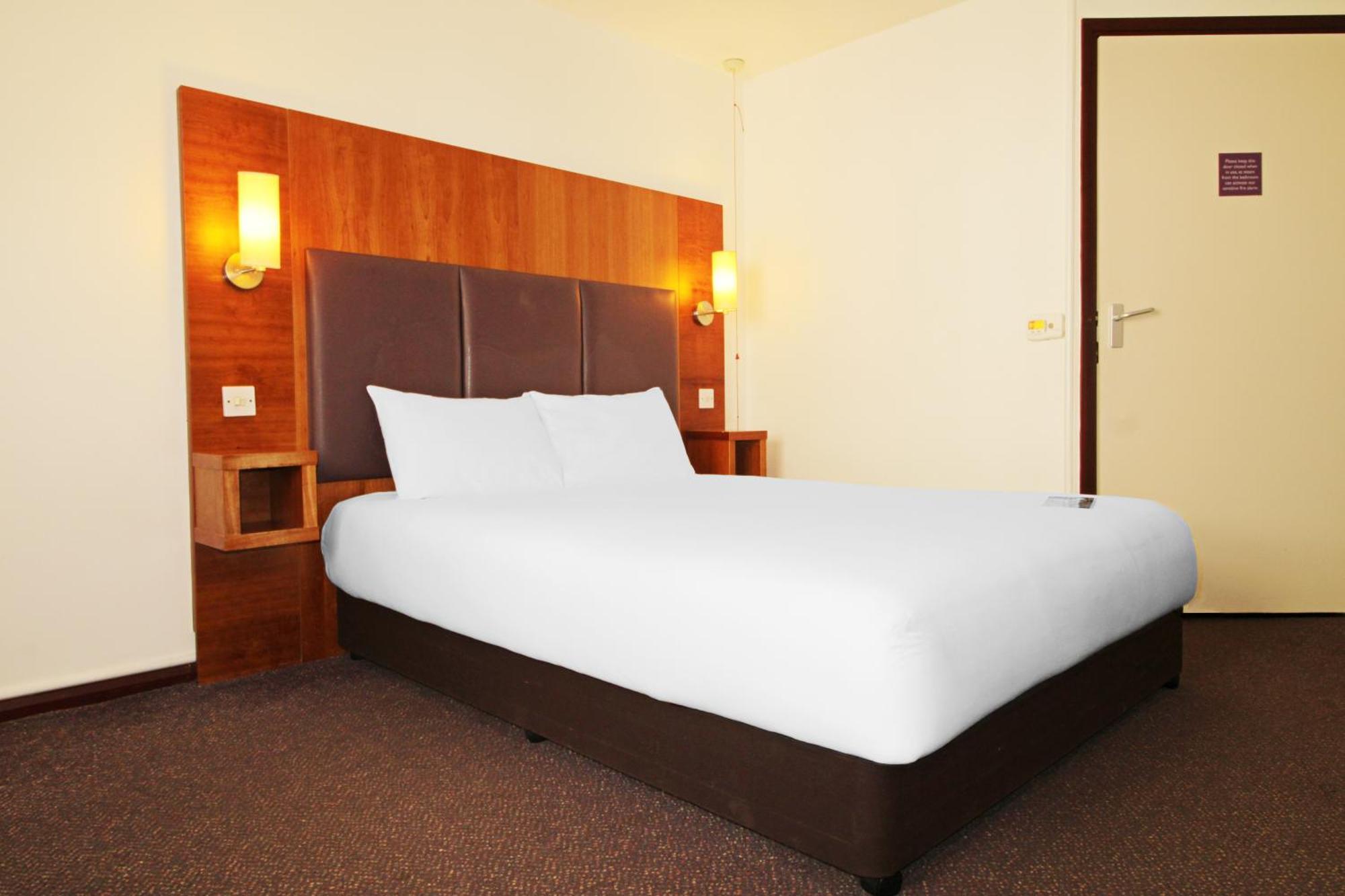 Casa Mere Manchester Airport, Knutsford, Sure Collection By Best Western Экстерьер фото